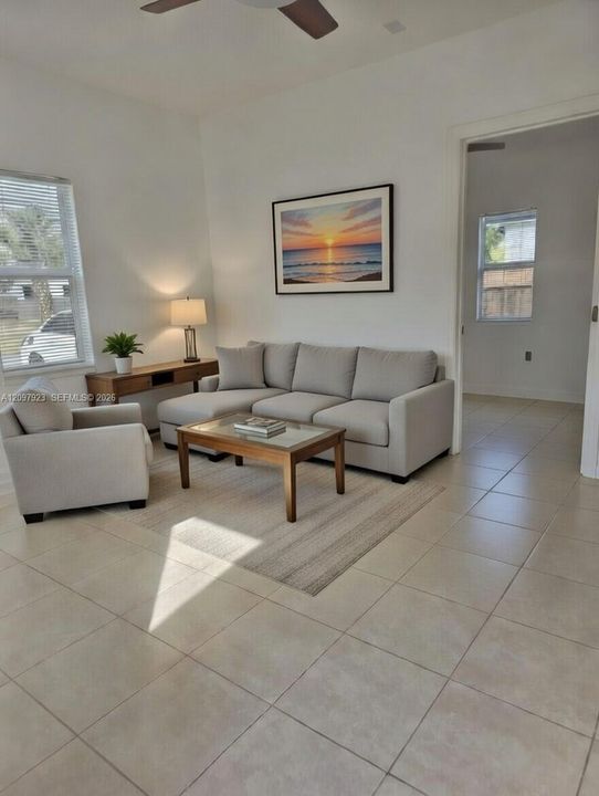 En Venta: $449,000 (0 camas, 0 baños, 880 Pies cuadrados)