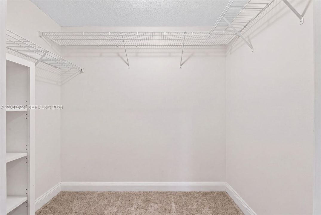 En Venta: $360,000 (2 camas, 2 baños, 1030 Pies cuadrados)