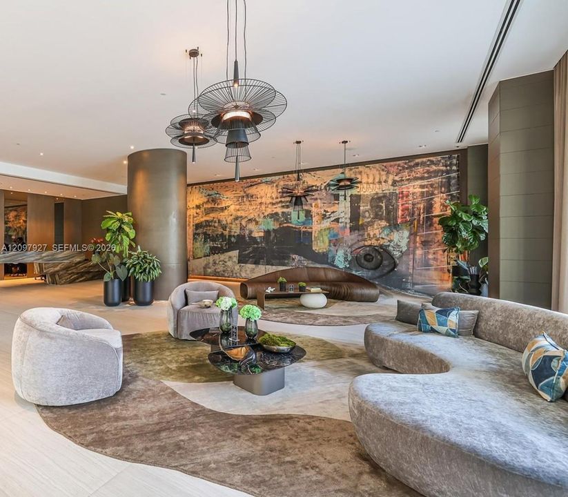 For Sale: $999,000 (2 beds, 2 baths, 1311 Square Feet)