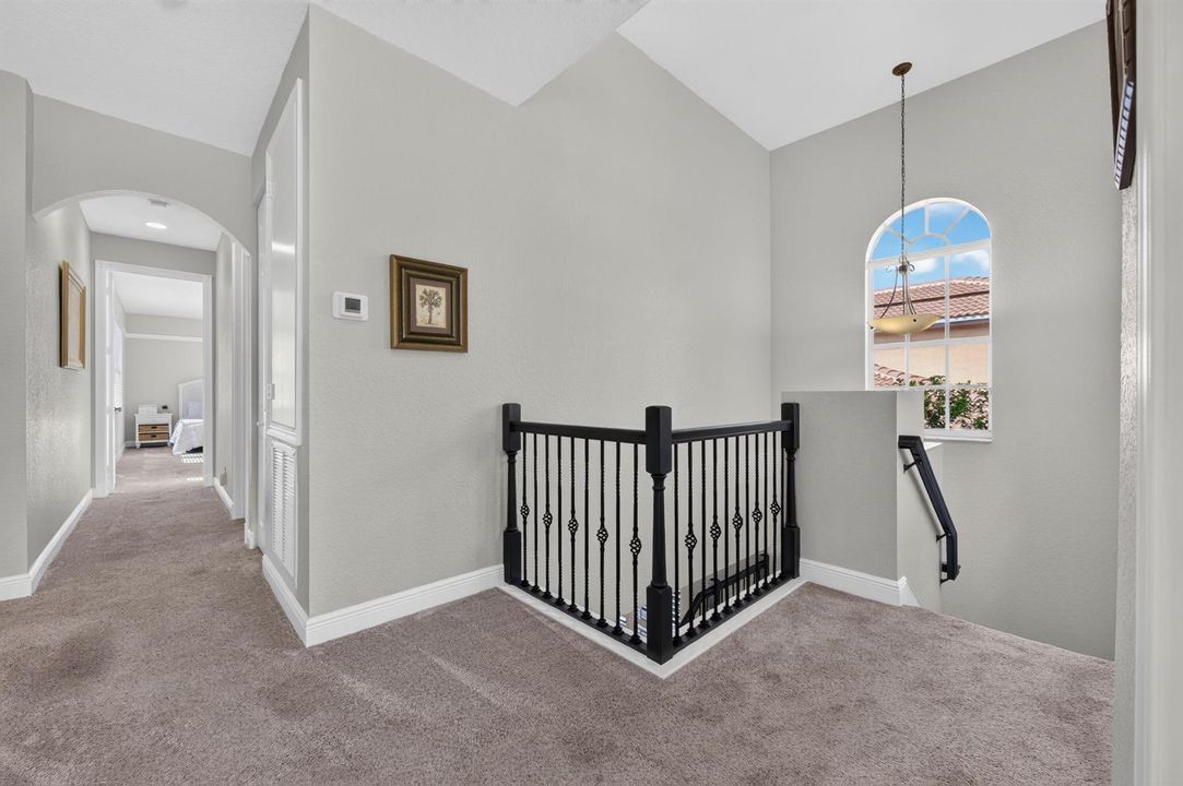 122 Santiago Staircase Landing