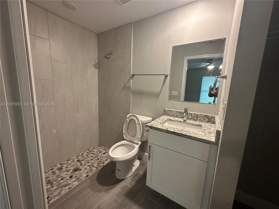 For Rent: $1,600 (3 beds, 2 baths, 1183 Square Feet)