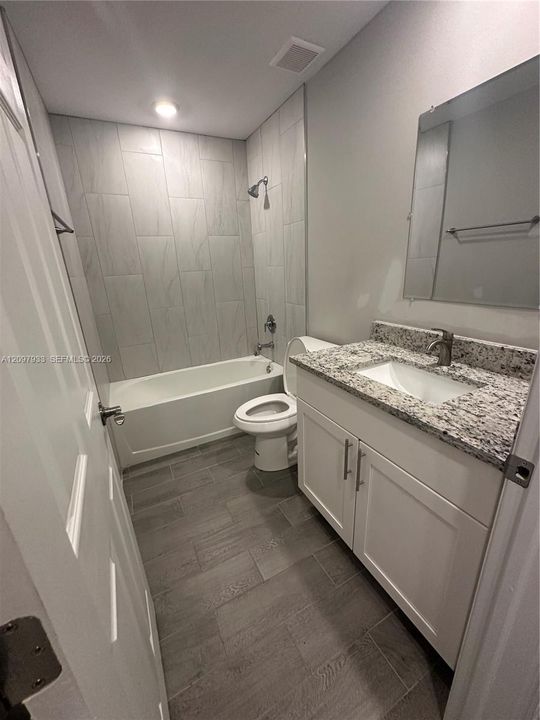 For Rent: $1,600 (3 beds, 2 baths, 1183 Square Feet)