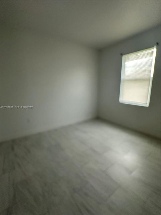 For Rent: $1,600 (3 beds, 2 baths, 1183 Square Feet)