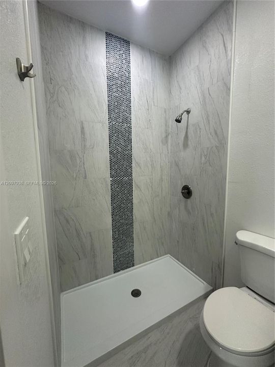 For Rent: $1,600 (3 beds, 2 baths, 1183 Square Feet)