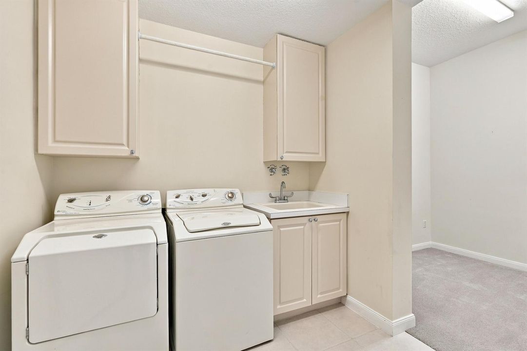 Laundry - Flex Room