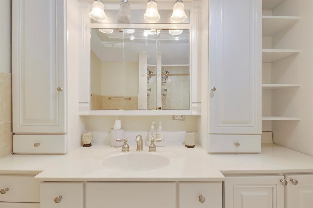 Primary Suite Ensuite