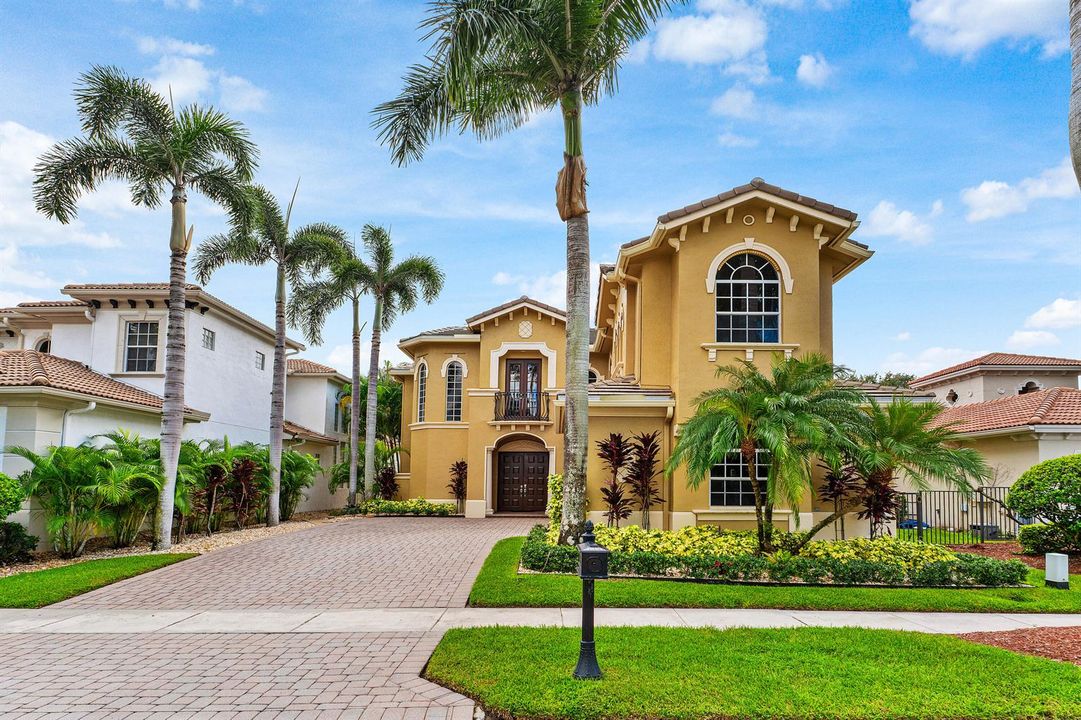 002-8126ValhallaDrive-DelrayBeach-FL-334