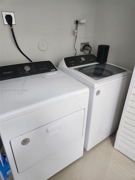 For Rent: $4,500 (4 beds, 2 baths, 1610 Square Feet)