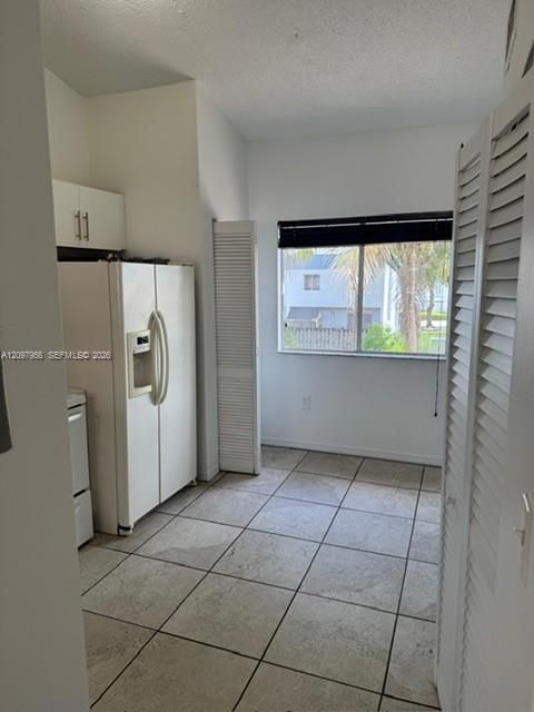 В аренду: $2,195 (2 спален, 2 ванн, 950 Квадратных фут)