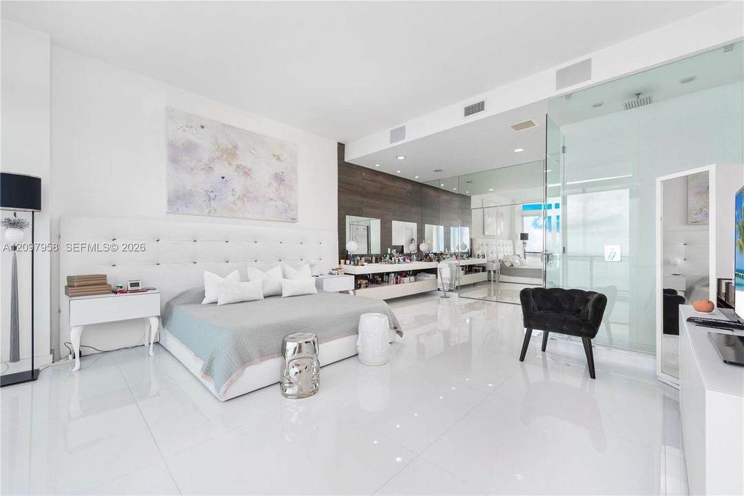 For Rent: $15,000 (4 beds, 4 baths, 2264 Square Feet)
