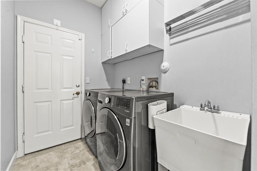 21 Laundry room 01