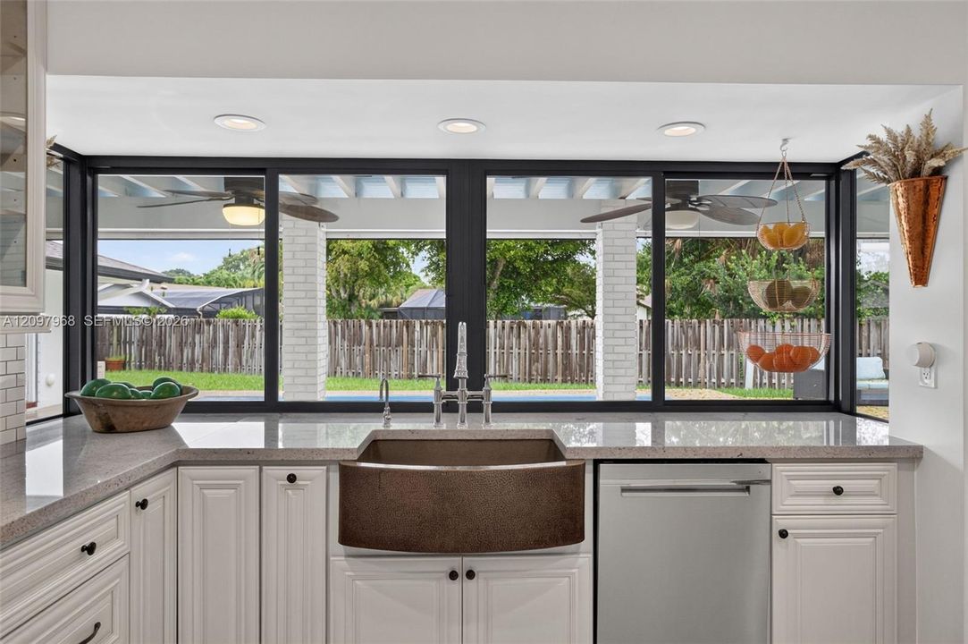For Sale: $1,650,000 (5 beds, 4 baths, 3381 Square Feet)