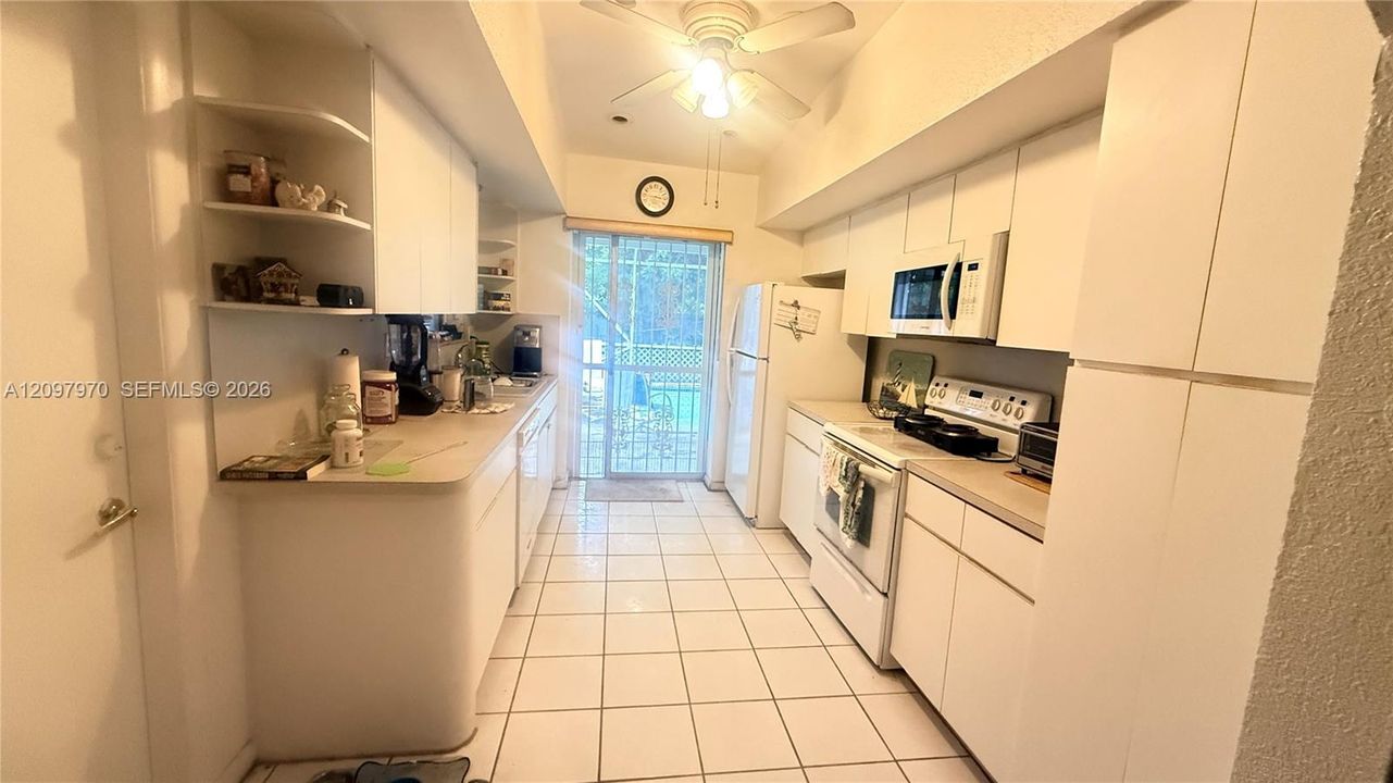 For Sale: $620,000 (3 beds, 2 baths, 1826 Square Feet)
