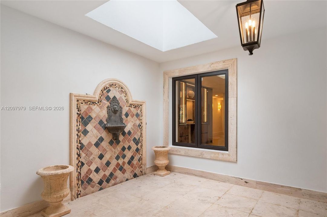 For Sale: $3,450,000 (4 beds, 3 baths, 2958 Square Feet)