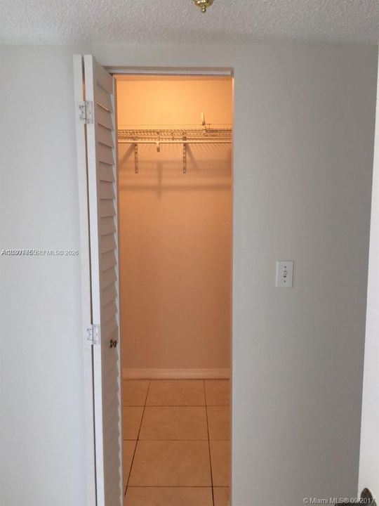 En Renta: $1,450 (1 camas, 1 baños, 850 Pies cuadrados)