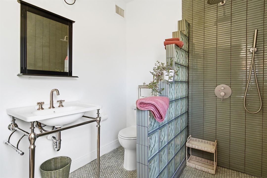Upstairs Bath