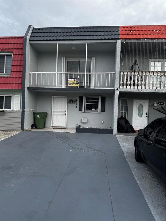 For Rent: $2,600 (2 beds, 1 baths, 1278 Square Feet)