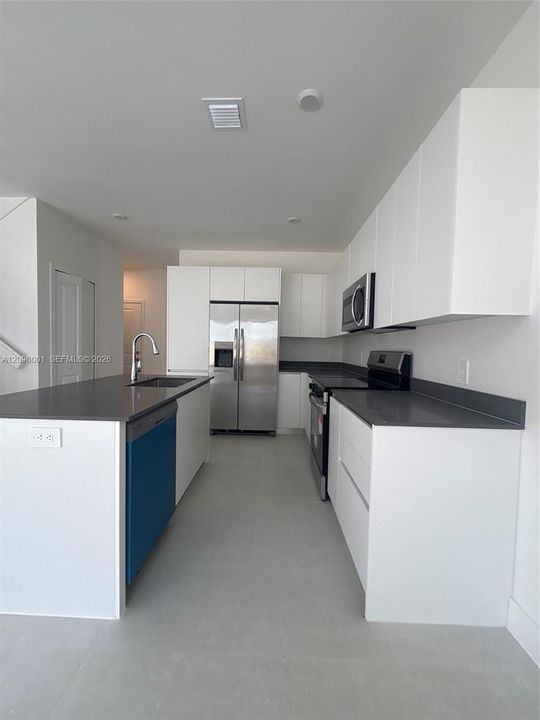 For Sale: $380,990 (3 beds, 2 baths, 1558 Square Feet)