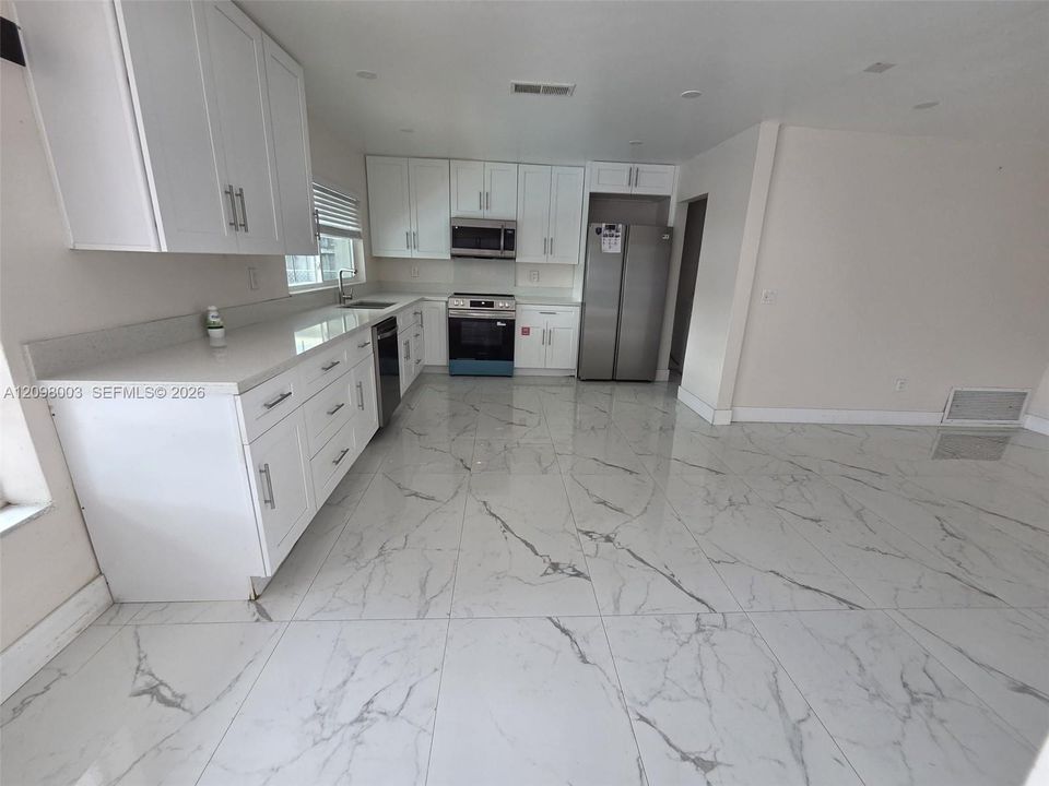En Renta: $3,500 (3 camas, 2 baños, 1633 Pies cuadrados)