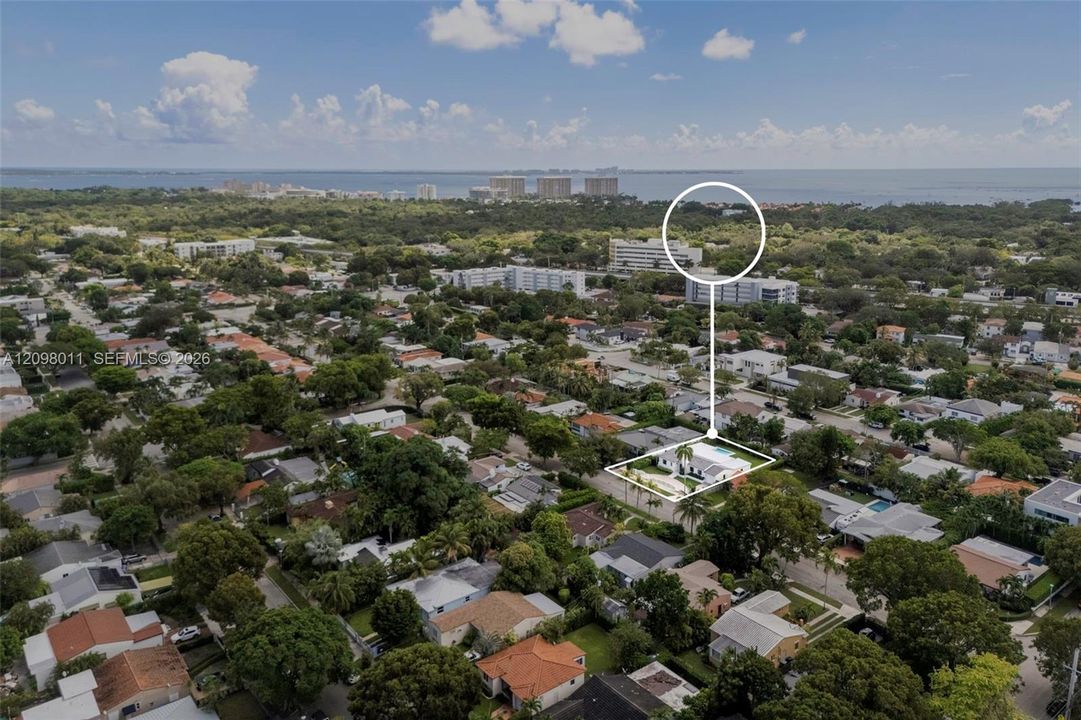 На продажу: $2,125,000 (4 спален, 3 ванн, 2227 Квадратных фут)