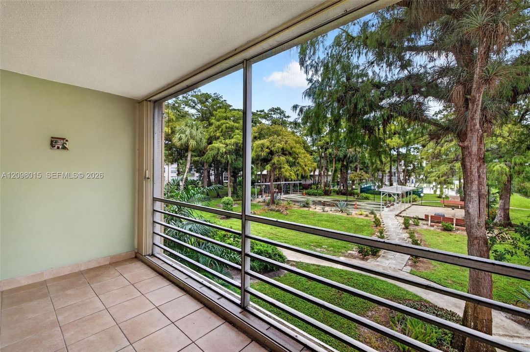 For Sale: $87,500 (2 beds, 2 baths, 960 Square Feet)