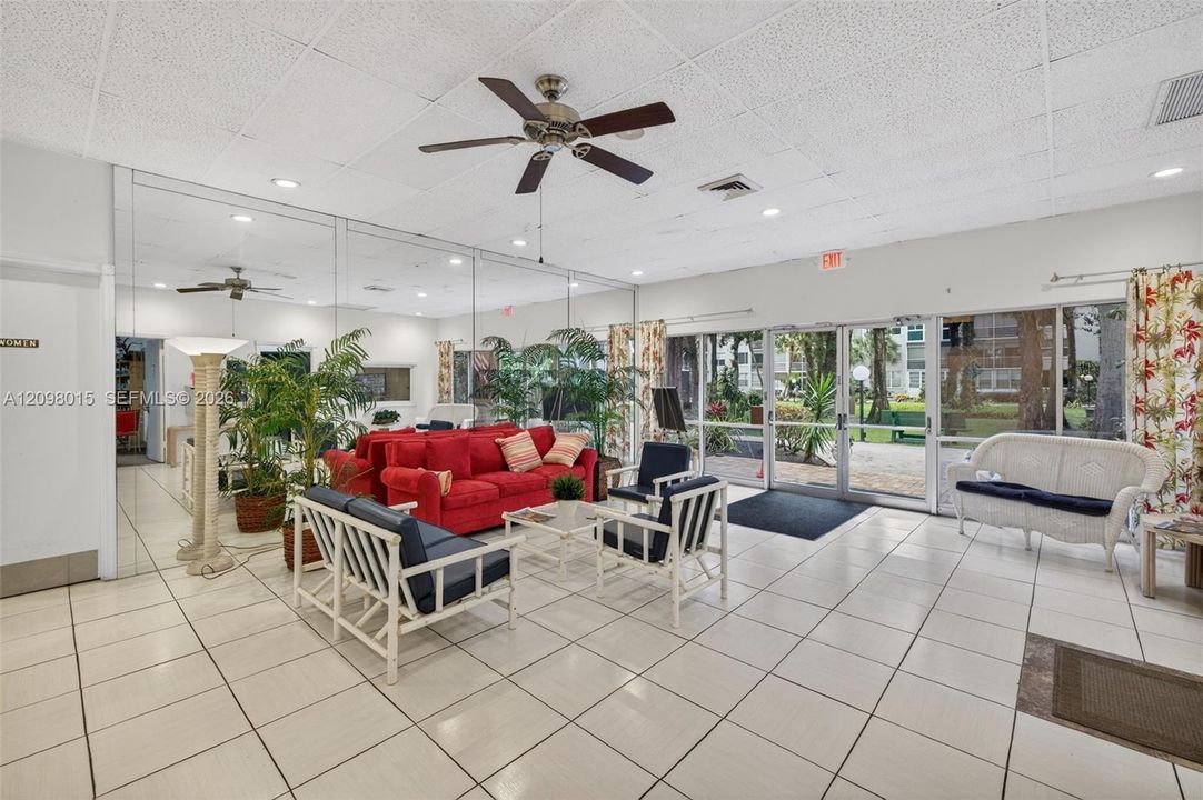 For Sale: $87,500 (2 beds, 2 baths, 960 Square Feet)
