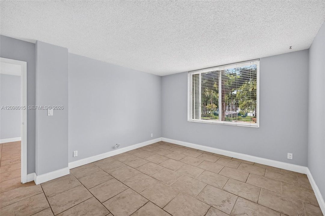 For Sale: $87,500 (2 beds, 2 baths, 960 Square Feet)