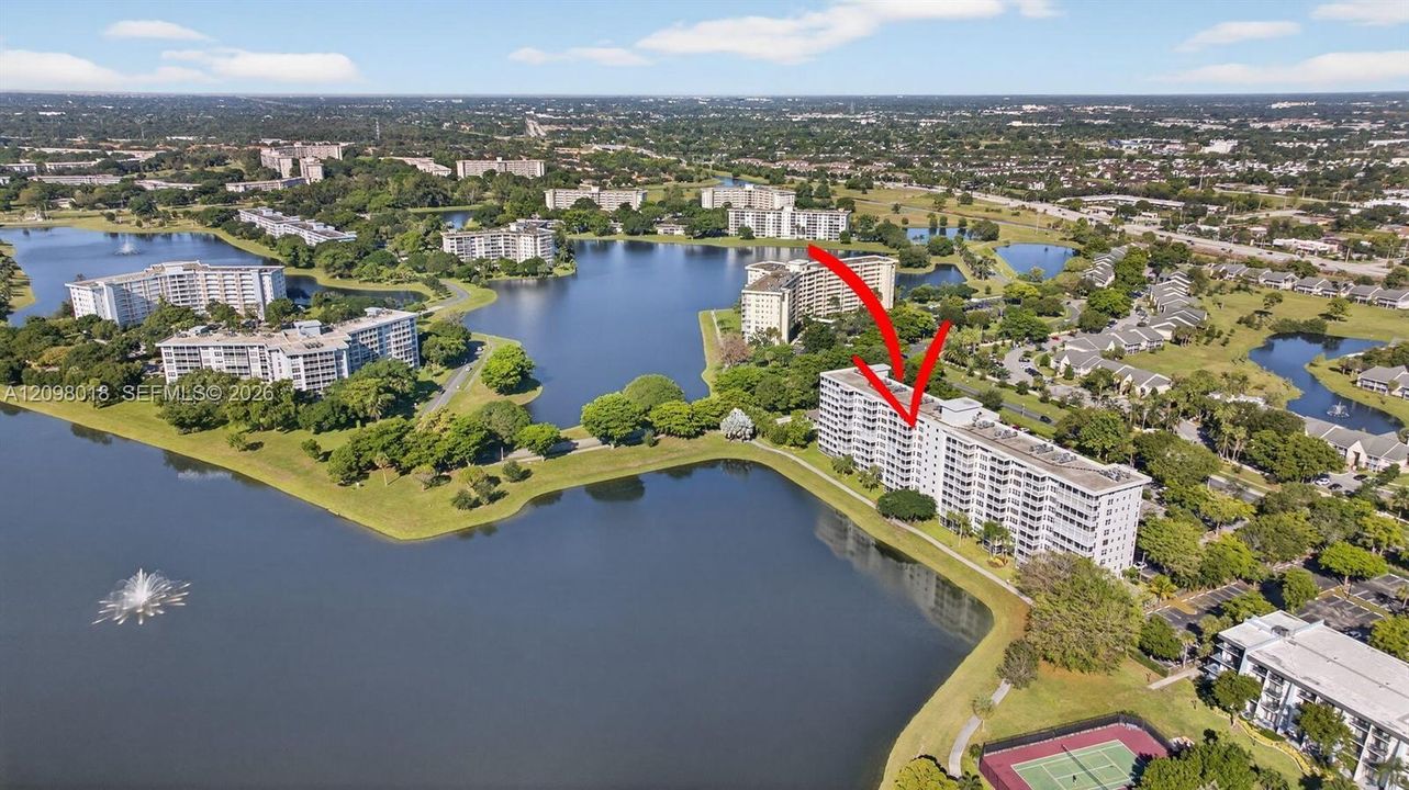 На продажу: $225,000 (2 спален, 2 ванн, 1216 Квадратных фут)