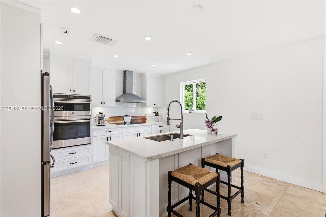 En Venta: $999,000 (3 camas, 2 baños, 1741 Pies cuadrados)