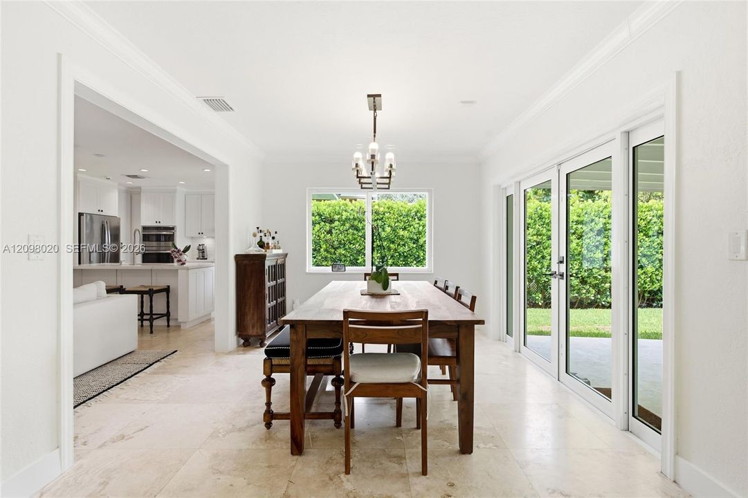 En Venta: $999,000 (3 camas, 2 baños, 1741 Pies cuadrados)