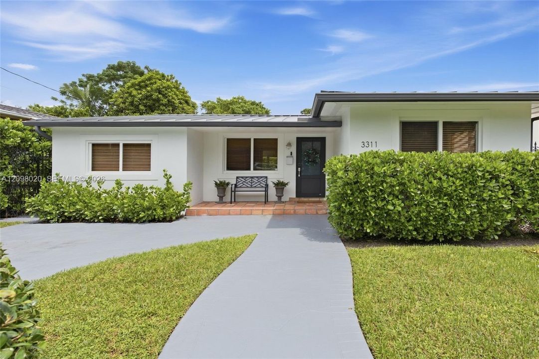 En Venta: $999,000 (3 camas, 2 baños, 1741 Pies cuadrados)