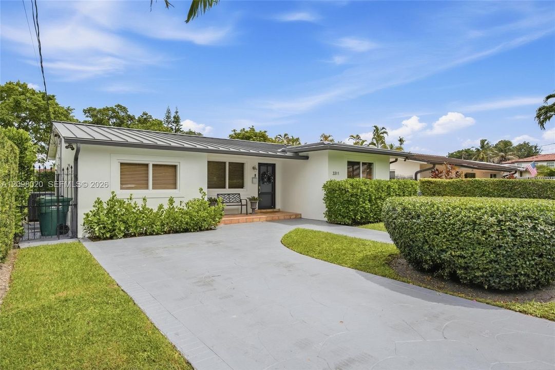 En Venta: $999,000 (3 camas, 2 baños, 1741 Pies cuadrados)