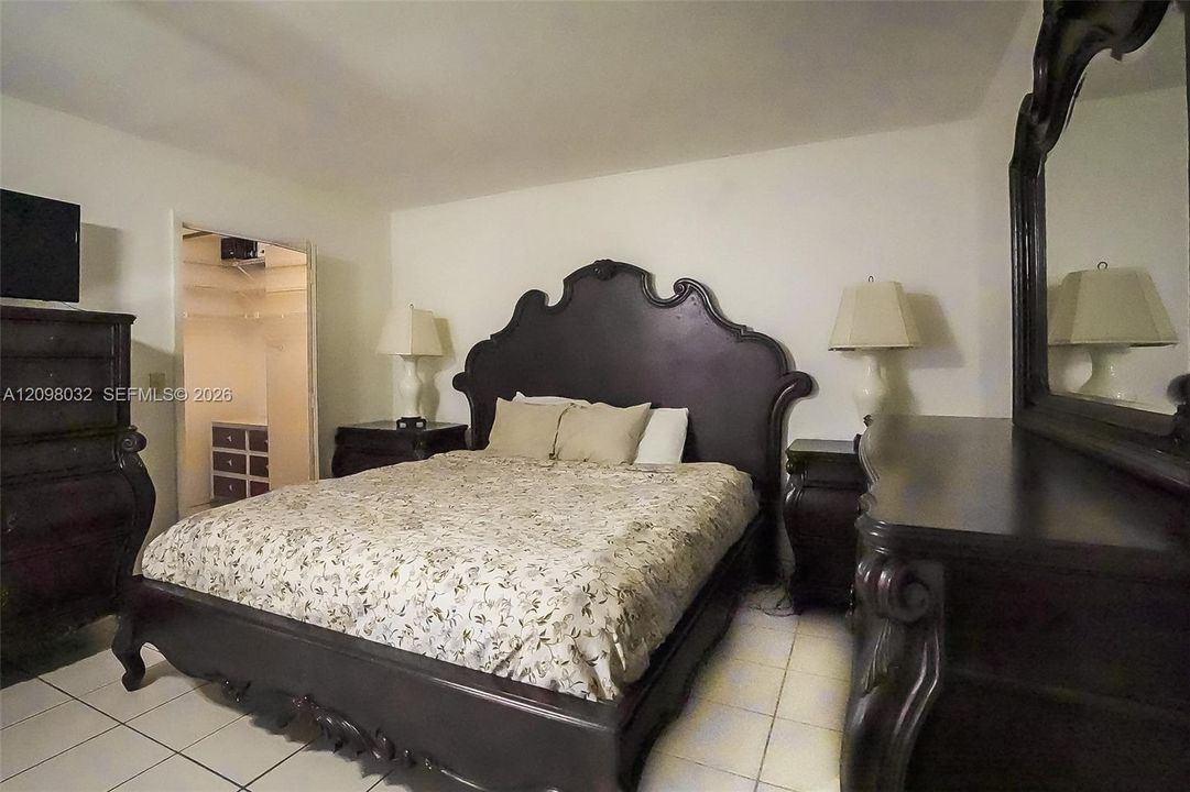 En Venta: $599,999 (3 camas, 2 baños, 1645 Pies cuadrados)
