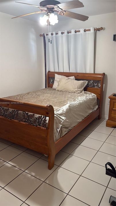 En Venta: $599,999 (3 camas, 2 baños, 1645 Pies cuadrados)