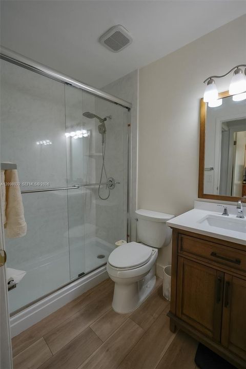En Venta: $599,999 (3 camas, 2 baños, 1645 Pies cuadrados)