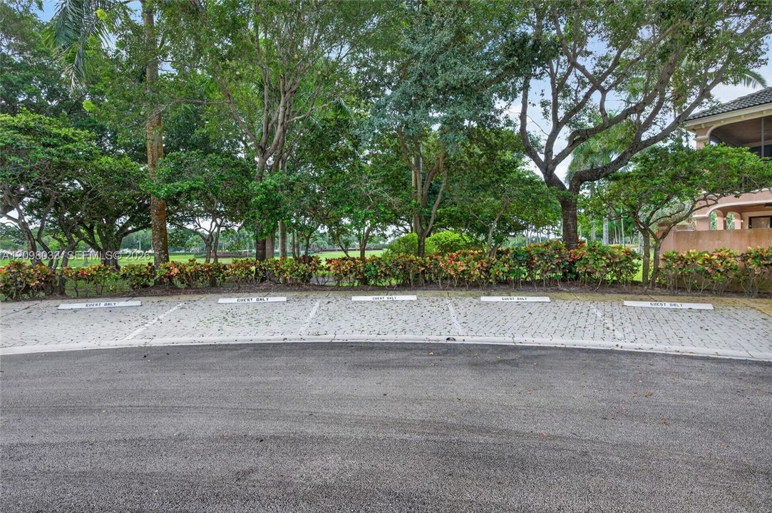 For Rent: $4,200 (3 beds, 2 baths, 1560 Square Feet)