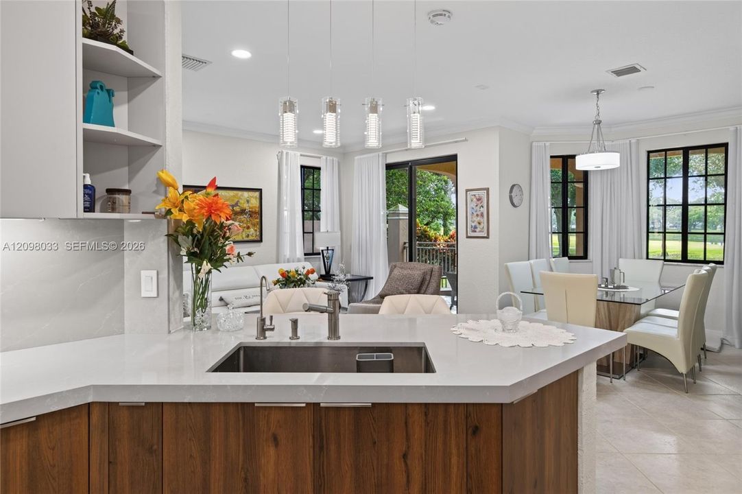For Rent: $4,200 (3 beds, 2 baths, 1560 Square Feet)