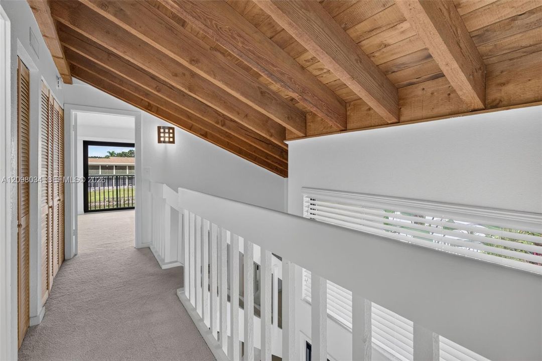 На продажу: $475,000 (4 спален, 2 ванн, 1816 Квадратных фут)