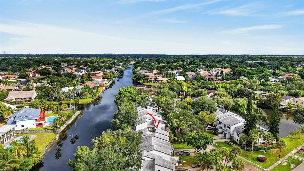 На продажу: $475,000 (4 спален, 2 ванн, 1816 Квадратных фут)