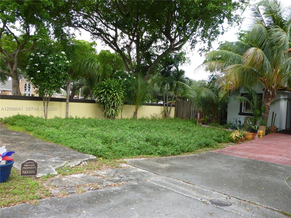 For Sale: $805,000 (3 beds, 2 baths, 1710 Square Feet)