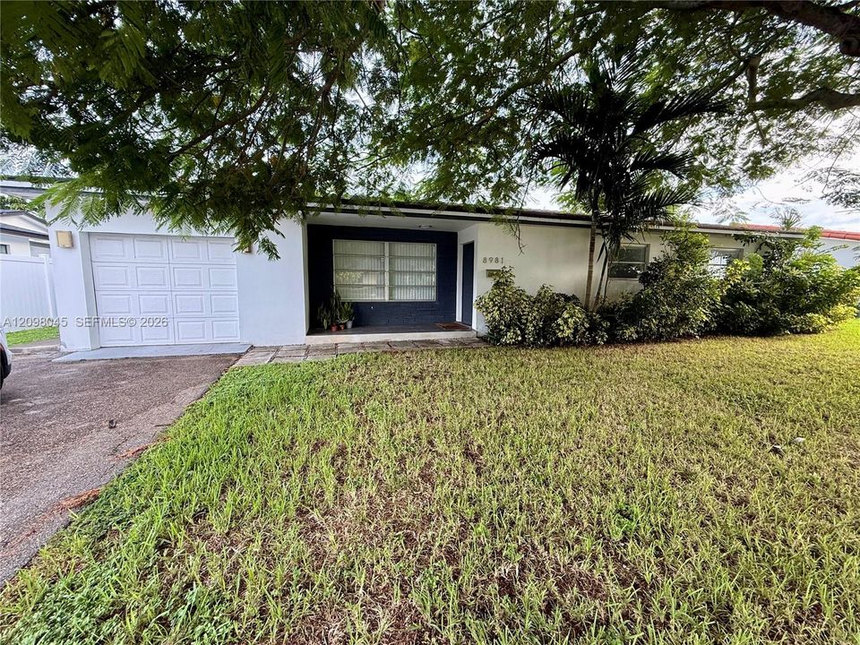 For Sale: $900,000 (4 beds, 4 baths, 2229 Square Feet)