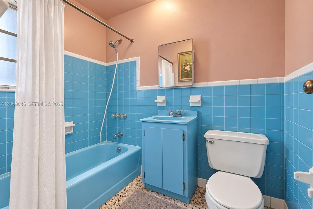 For Sale: $539,999 (4 beds, 2 baths, 1176 Square Feet)