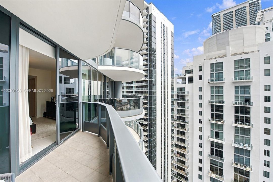 En Venta: $1,725,000 (2 camas, 2 baños, 1286 Pies cuadrados)