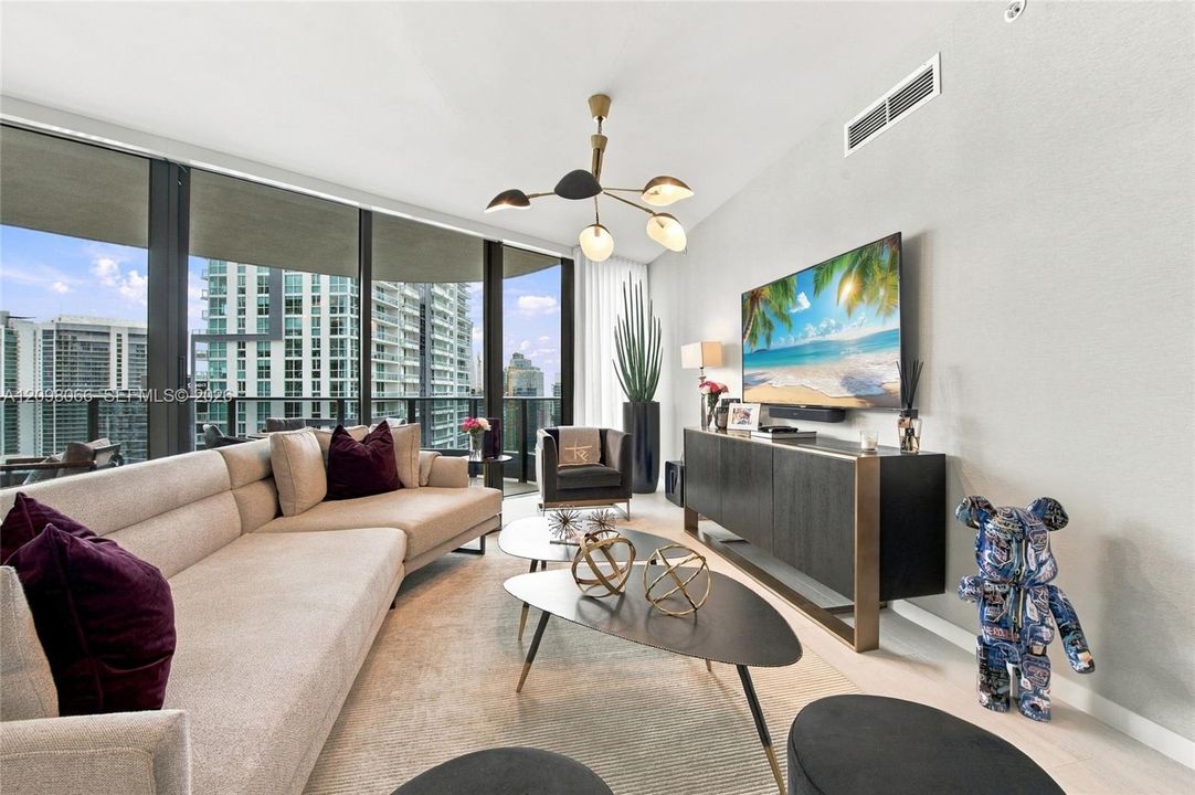 For Rent: $10,500 (2 beds, 2 baths, 1286 Square Feet)