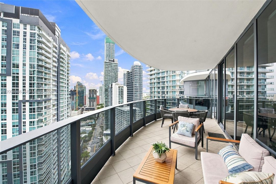 For Rent: $10,500 (2 beds, 2 baths, 1286 Square Feet)