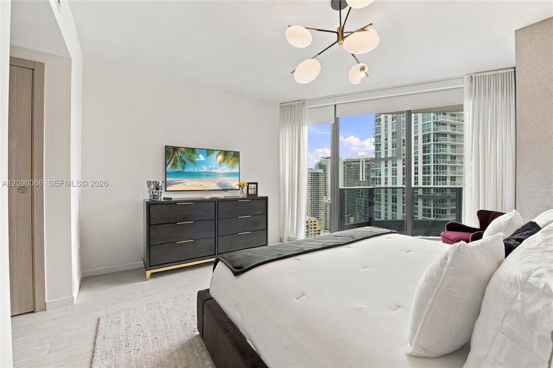 For Rent: $10,500 (2 beds, 2 baths, 1286 Square Feet)
