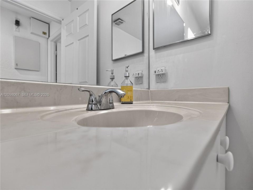 For Sale: $699,000 (3 beds, 2 baths, 1533 Square Feet)