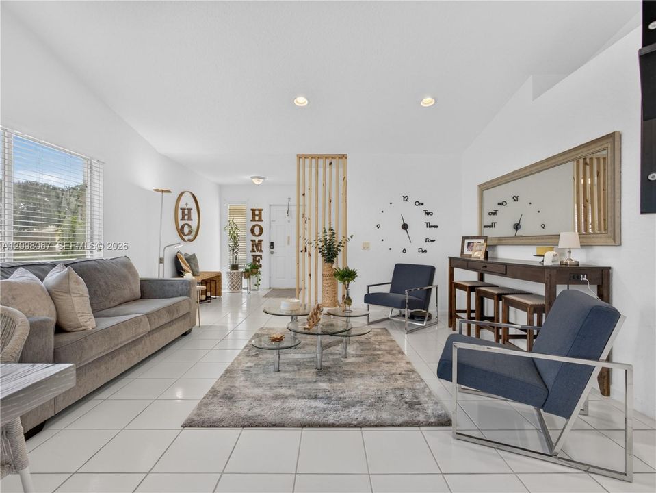 For Sale: $699,000 (3 beds, 2 baths, 1533 Square Feet)