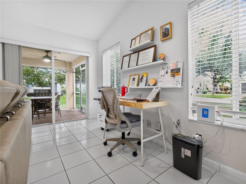 For Sale: $699,000 (3 beds, 2 baths, 1533 Square Feet)
