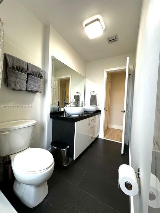 For Rent: $4,400 (4 beds, 3 baths, 2043 Square Feet)